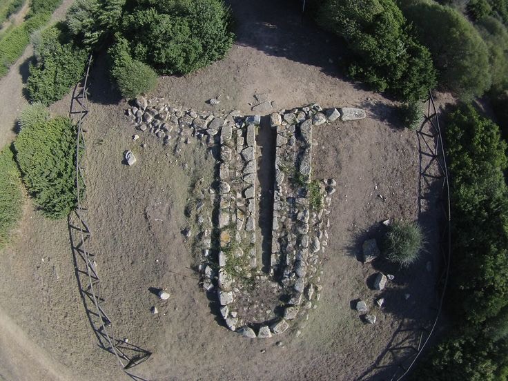 I Monumenti di Santa Teresa Gallura: Sito Archeologico Lu Brandali